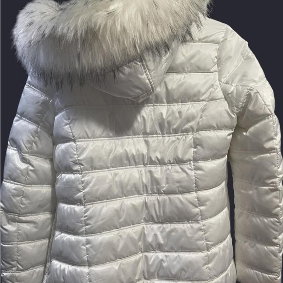 Women's White Puffer Jacket with Faux Fur Hood - Picture 2 of 5